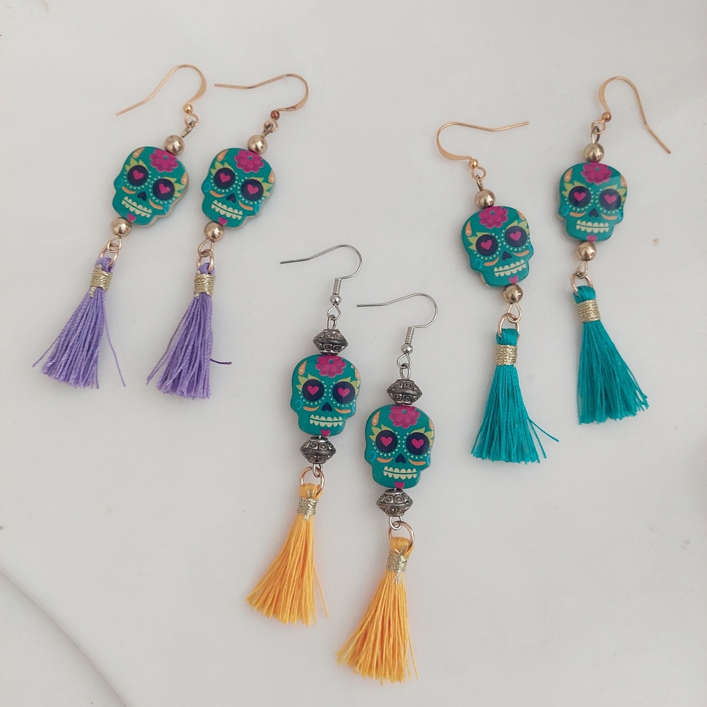 Vibrant‎ Skull Tassel Earrings Set